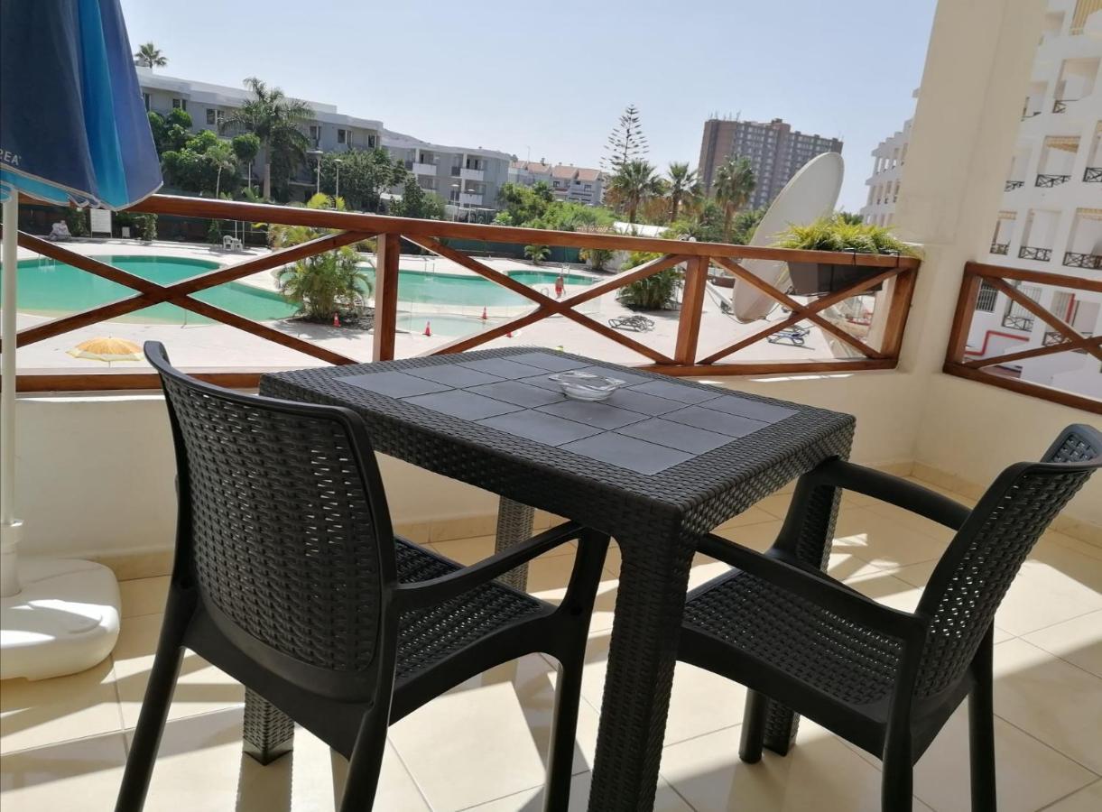Large Studio Apartment With Lovely Terrace And Wifi Los Cristianos  Eksteriør billede